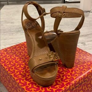 COPY - Tory Burch wedges